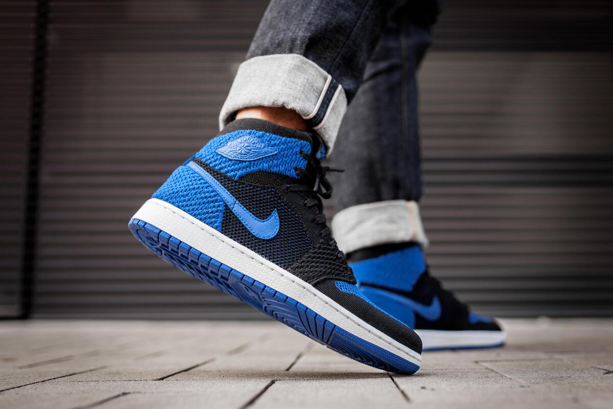 Air Jordan 1 Retro Hi Flyknit 